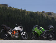 Kawa ER-6f vs Duke 690 by Philip Magner 2012